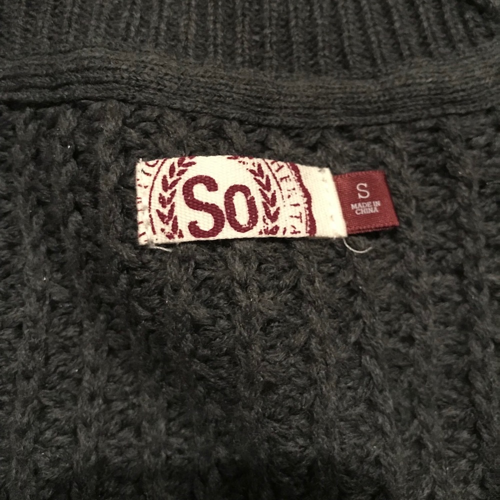 Sweater - Picture 5 of 5